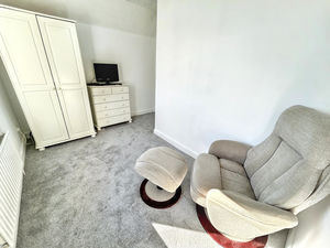 Photo 7- click for photo gallery